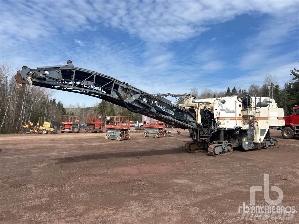 Wirtgen W2000 Asphaltfräsen