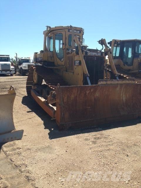 CAT D6H Bulldozer