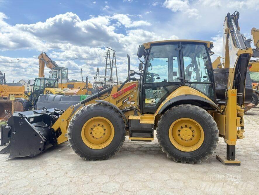 CAT 444F Baggerlader