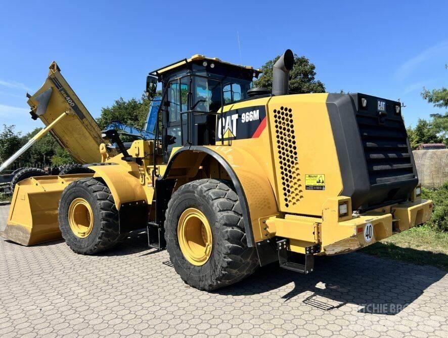 CAT 966M Radlader
