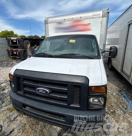 Ford E-350 Kofferaufbau