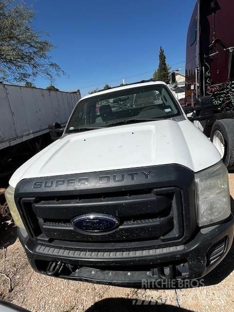 Ford F250 Bergungsfahrzeuge