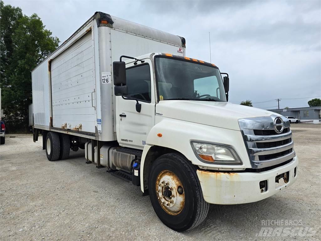 Hino 268 Kofferaufbau