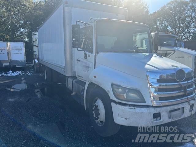Hino 268 Kofferaufbau