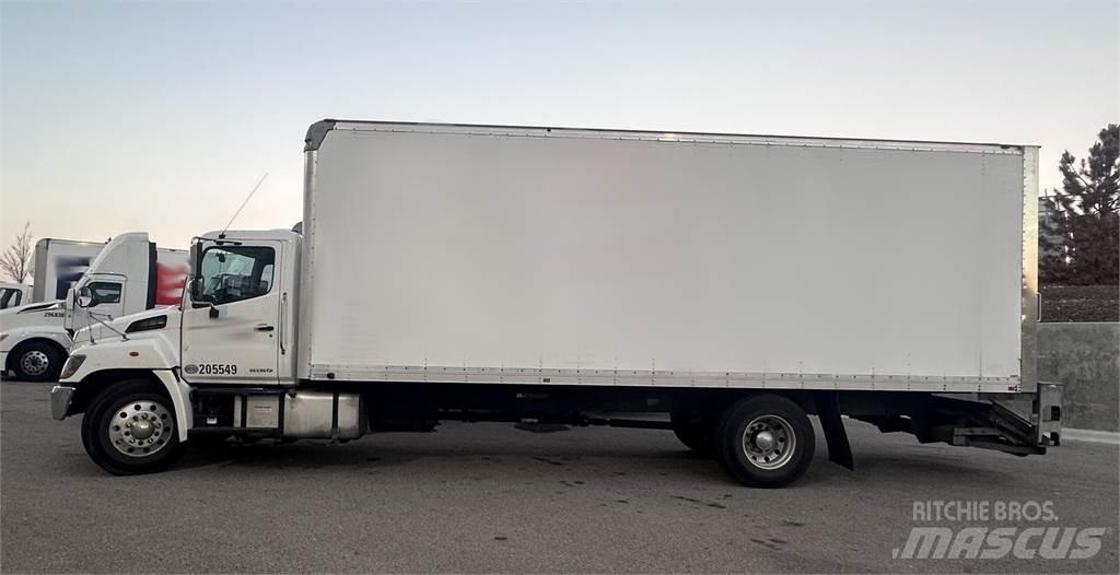 Hino 268A Kofferaufbau