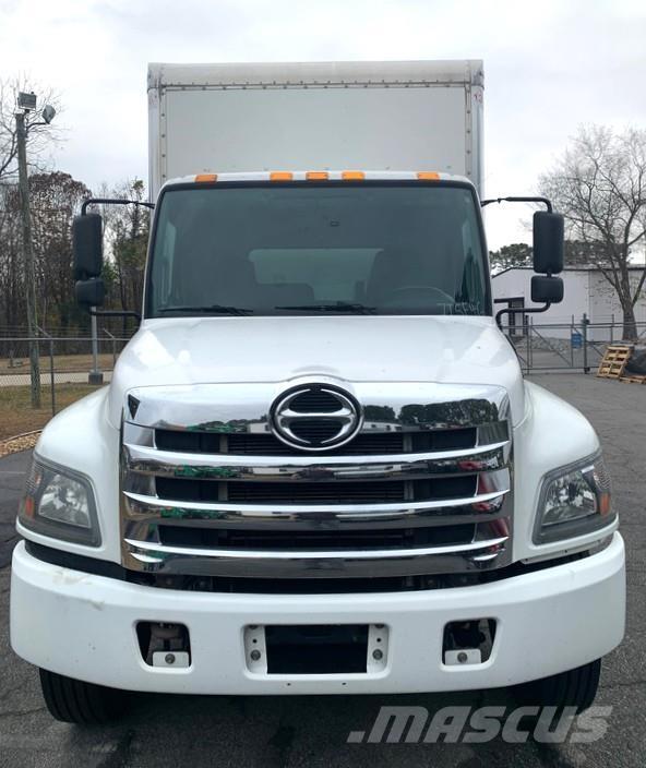 Hino 268A Kofferaufbau