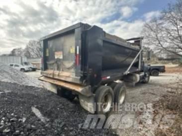 Mack GU713 Kipper