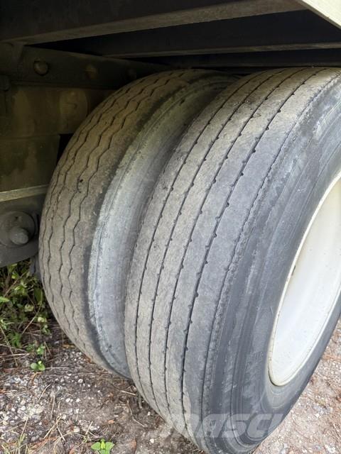 Utility VS2DX Anhänger-Kastenaufbau