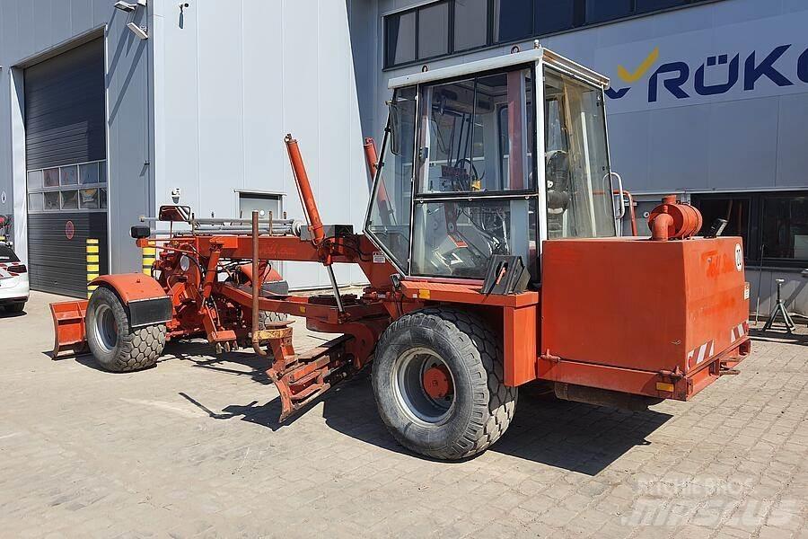 MBU G 100 A Grader