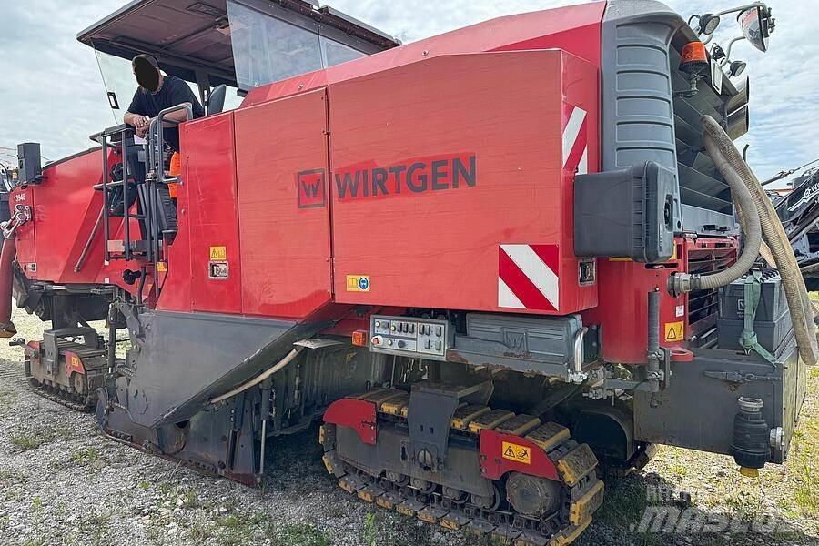 Wirtgen W 220 Asphaltfräsen
