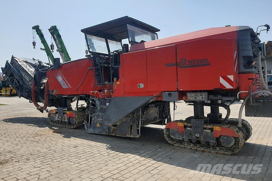 Wirtgen W 250 Asphaltfräsen