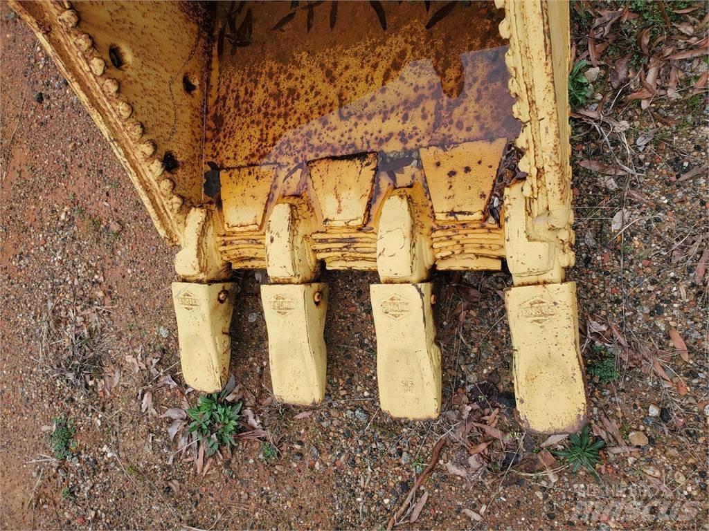 CAT 320 Schaufeln