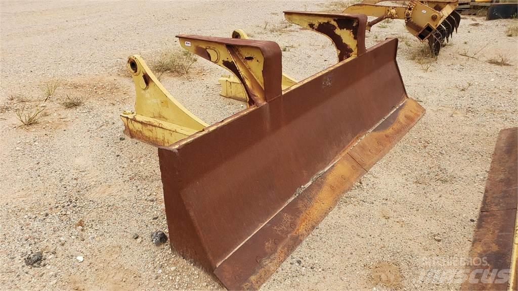 CAT 525B Planierschilder/Scharen