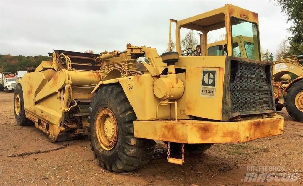 CAT 613B Schaber