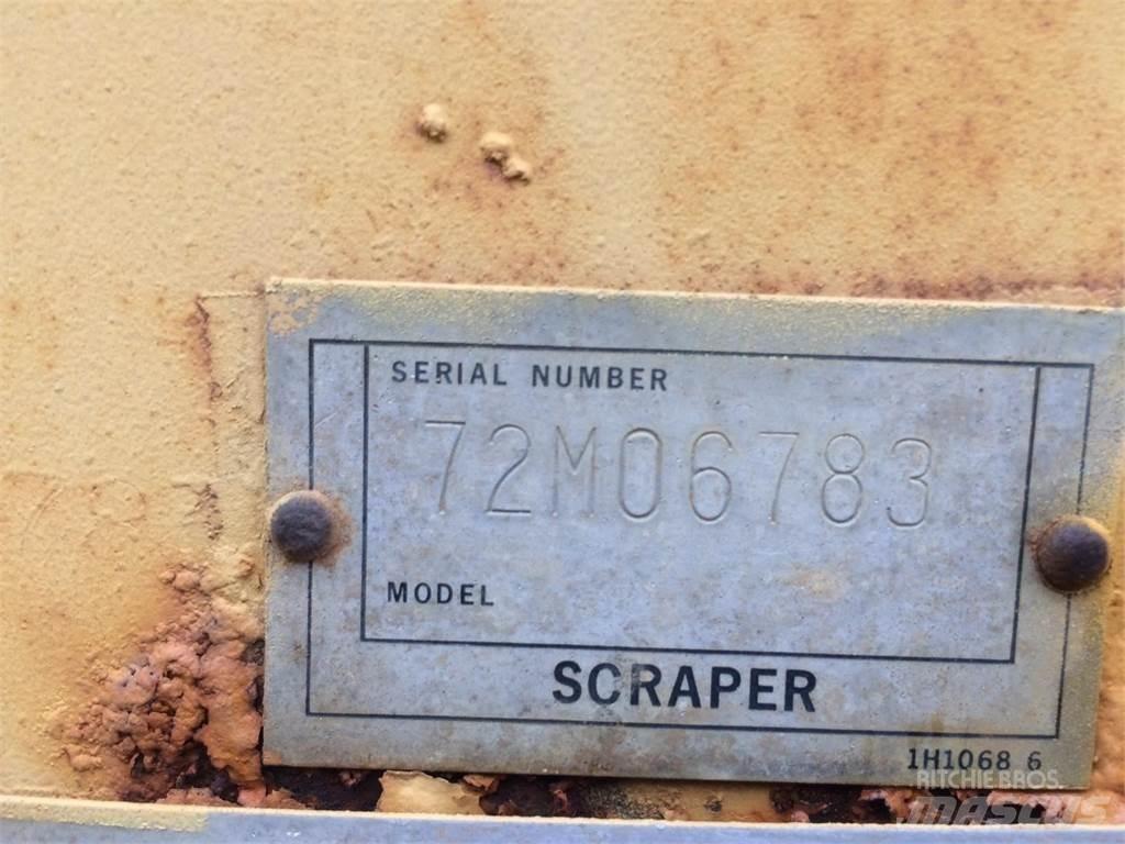 CAT 613B Schaber