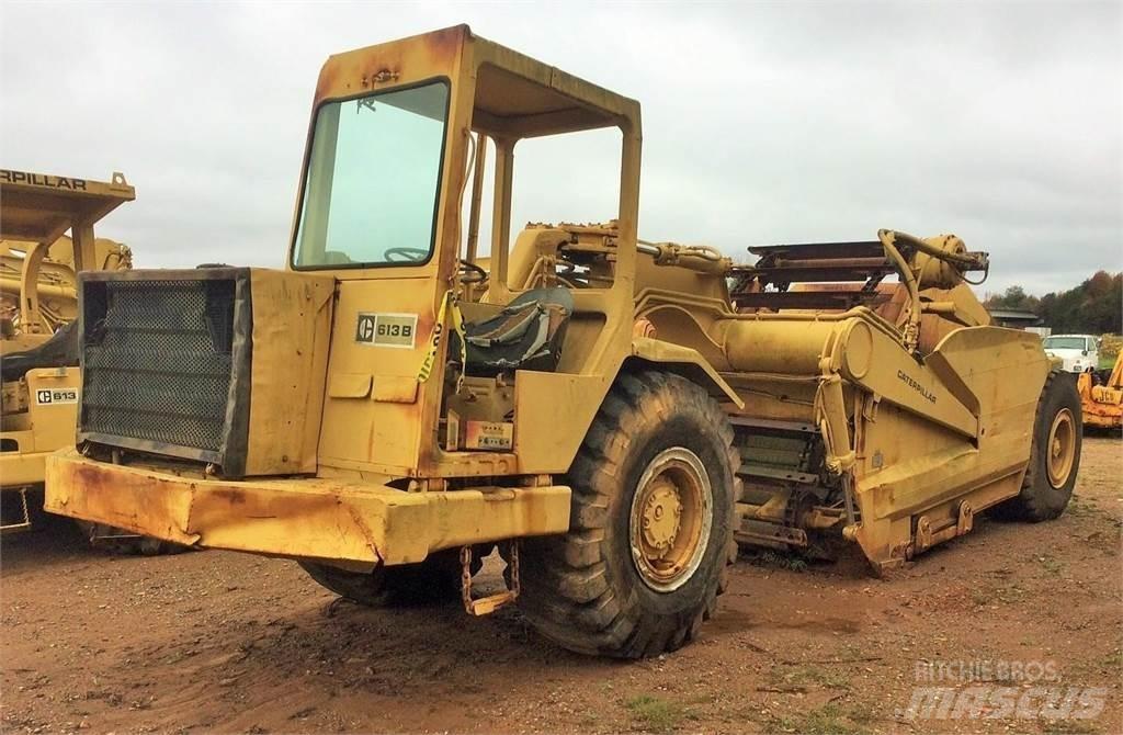 CAT 613B Schaber