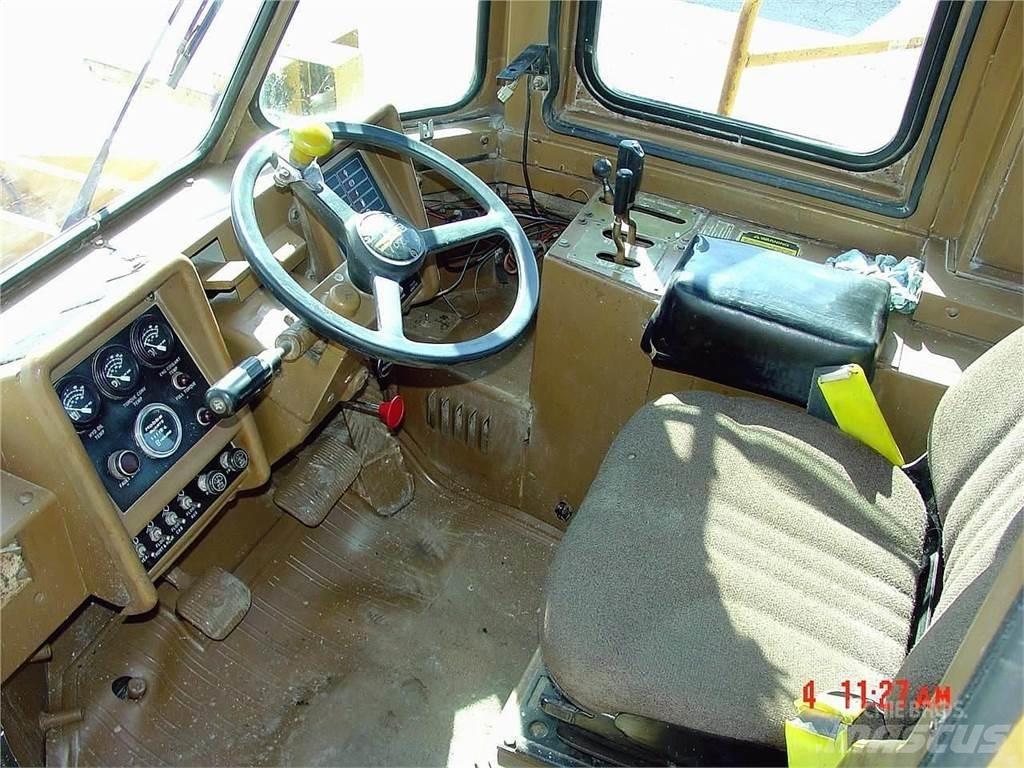CAT 988B Radlader
