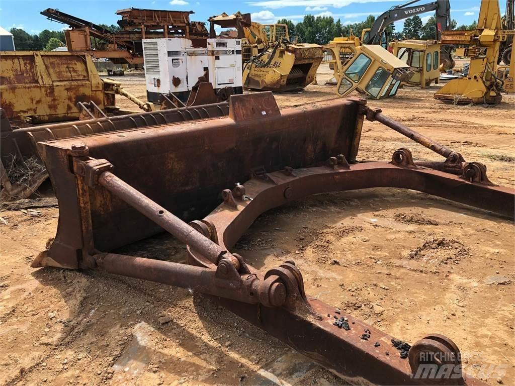 CAT D7 Planierschilder/Scharen