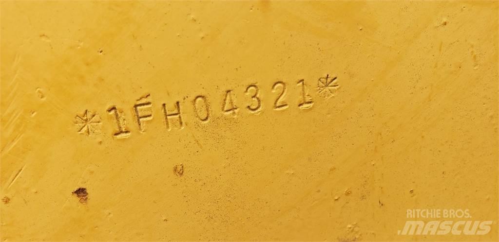 CAT D8R Aufreisser