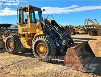 CAT IT18B Radlader