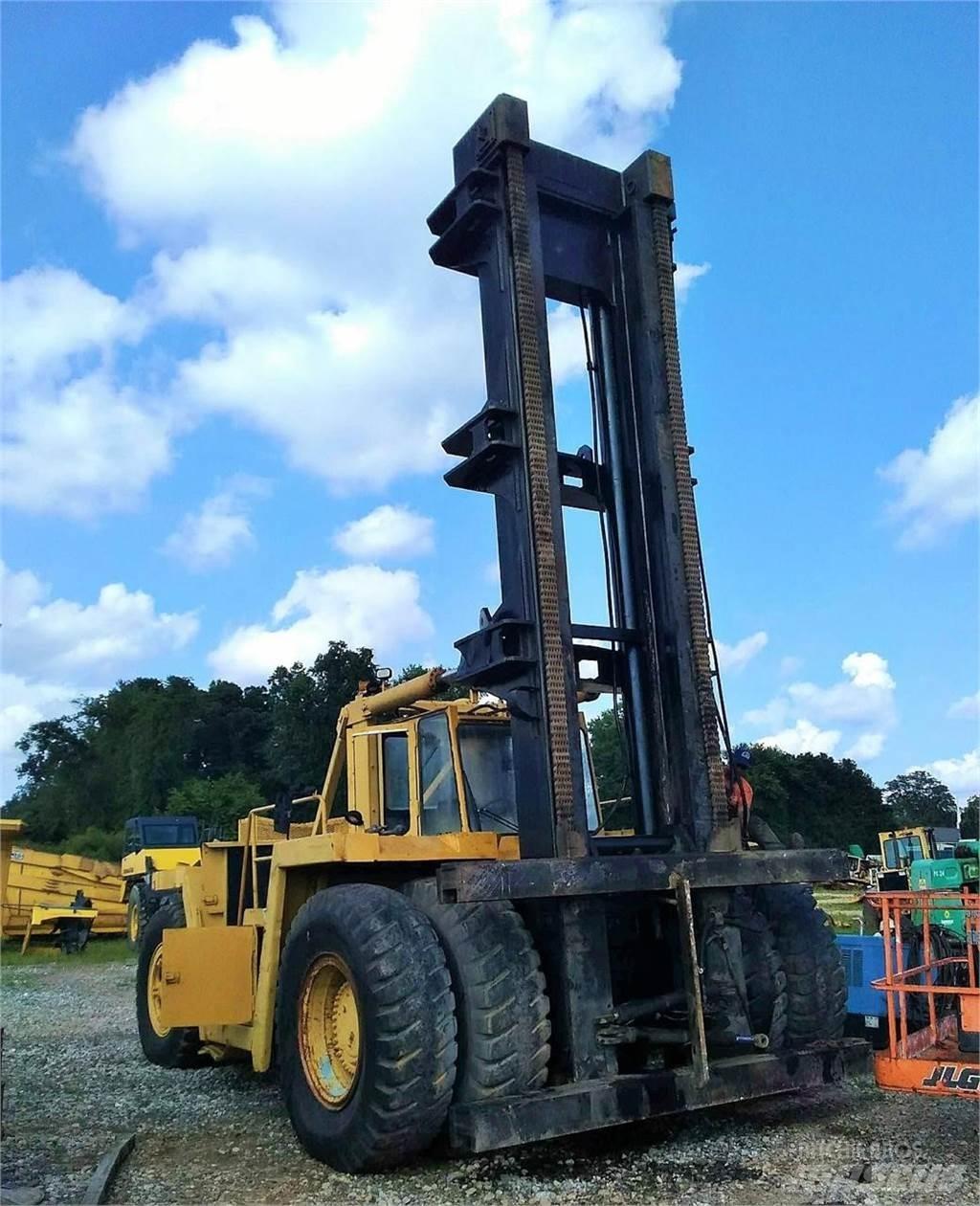 CAT V900 Diesel heftrucks