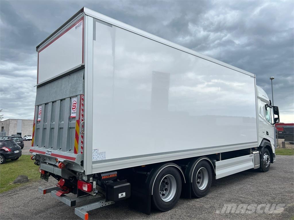 DAF XF480 FAS 6x2 Kofferaufbau