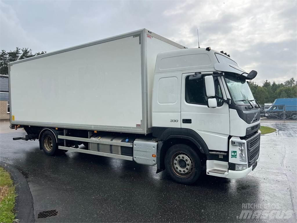 Volvo FM330 Kofferaufbau