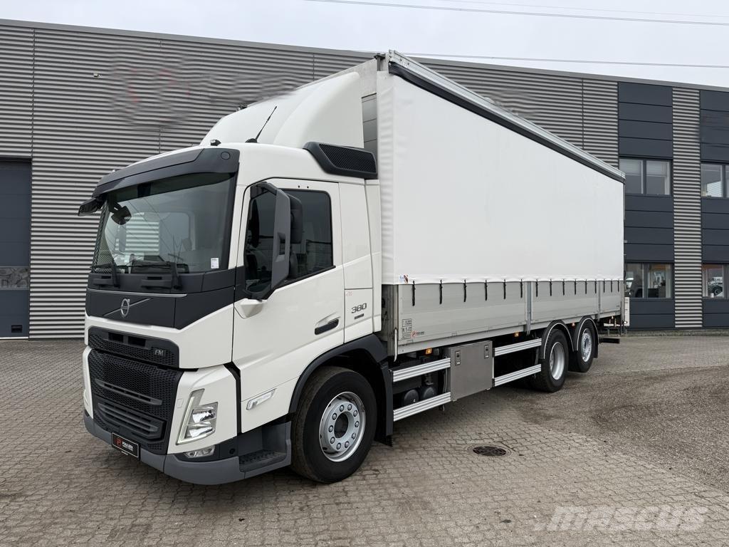 Volvo FM380 7800mm Pritsche & Plane