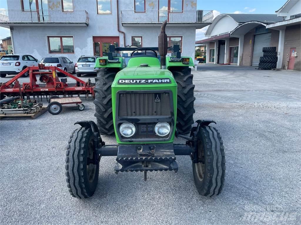 Deutz-Fahr D 45 07 Traktoren