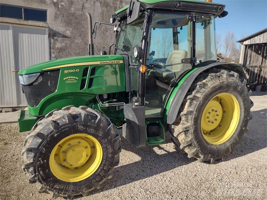 John Deere 5090 G Traktoren