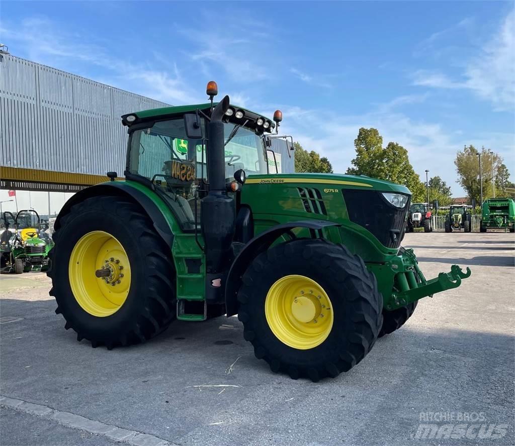 John Deere 6175 R Traktoren