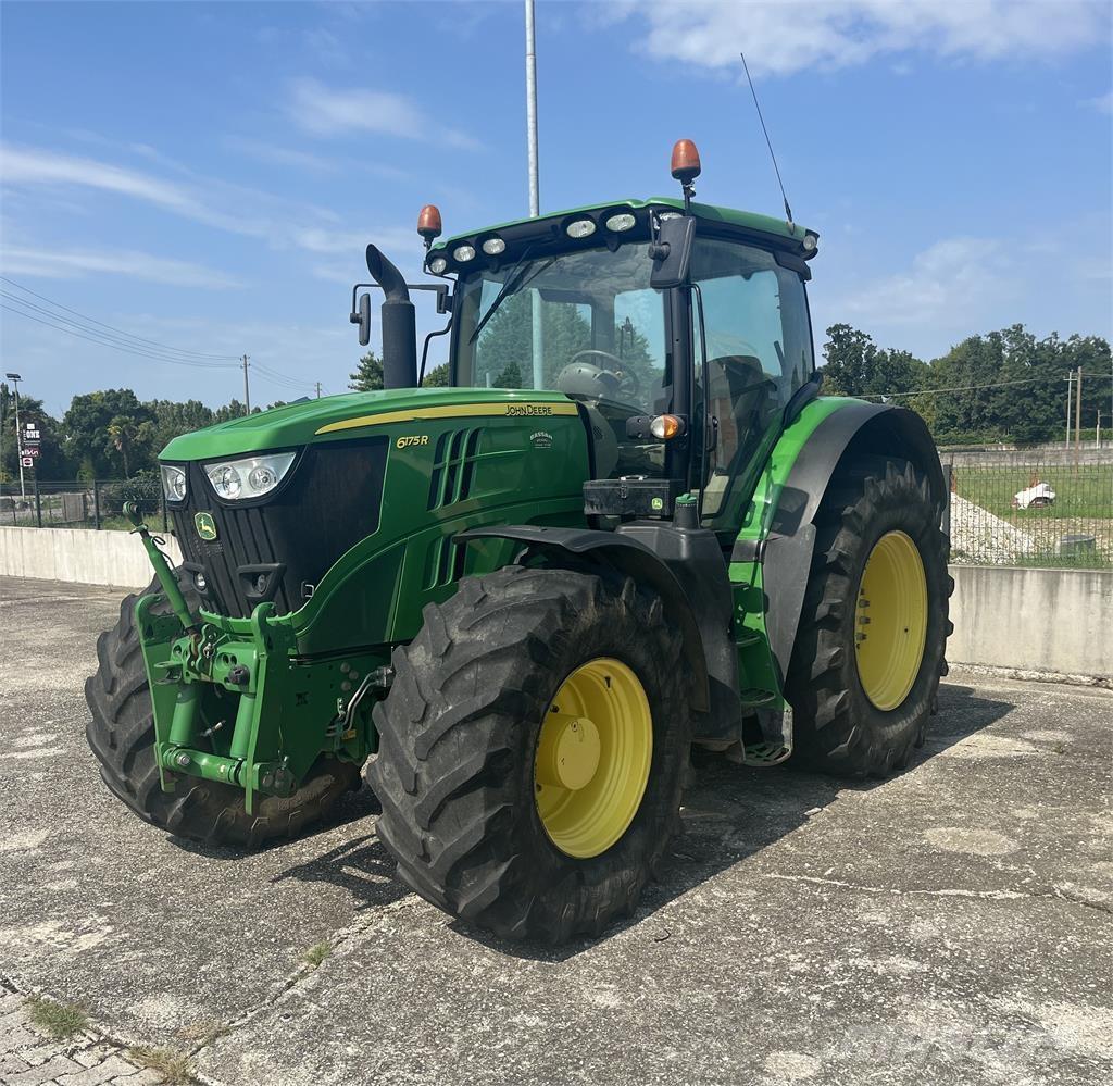 John Deere 6175 R Traktoren