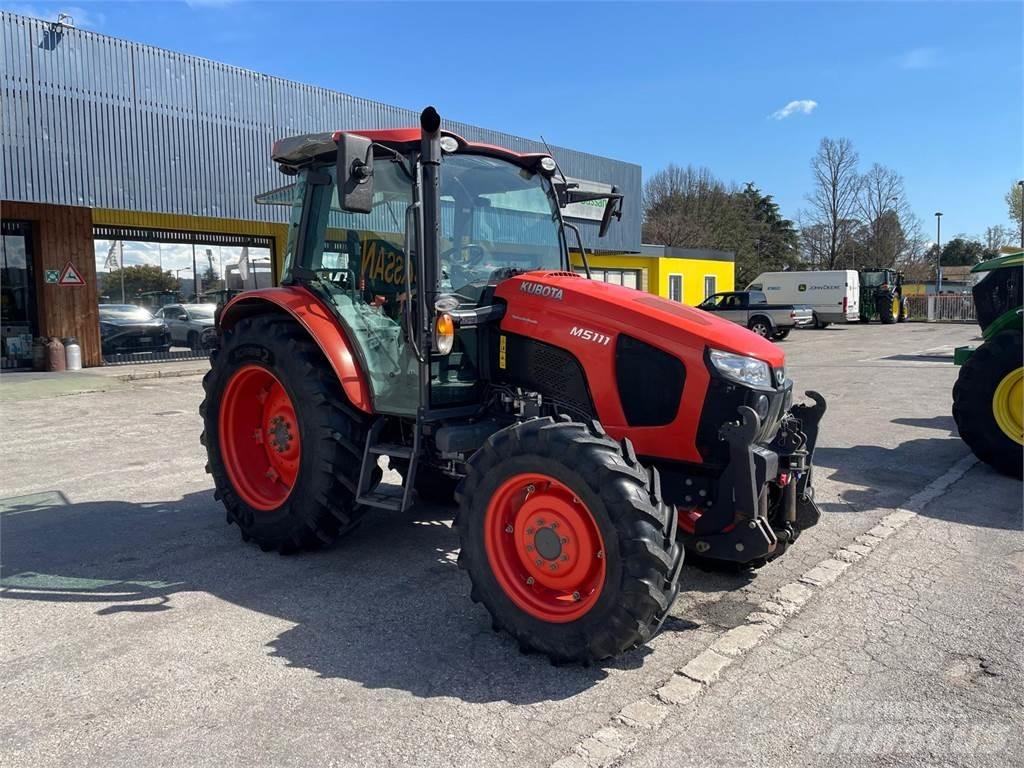 Kubota 5111 M Traktoren