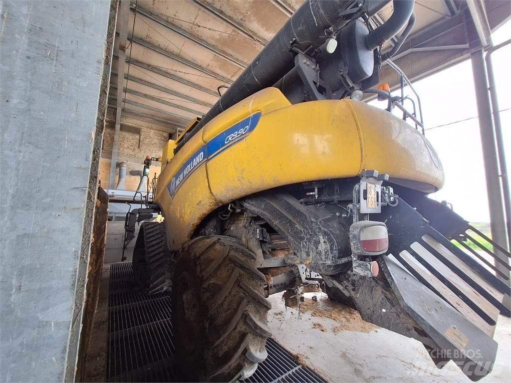 New Holland CR9.90 Mähdrescher