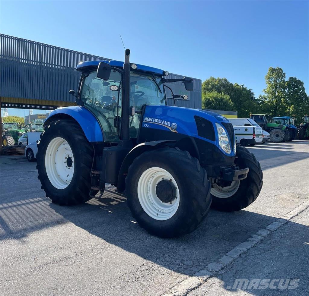 New Holland T7 210 Traktoren