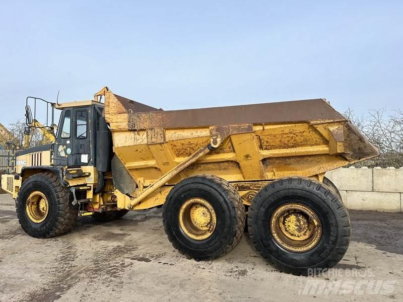 Bell B25C Dumper - Knickgelenk