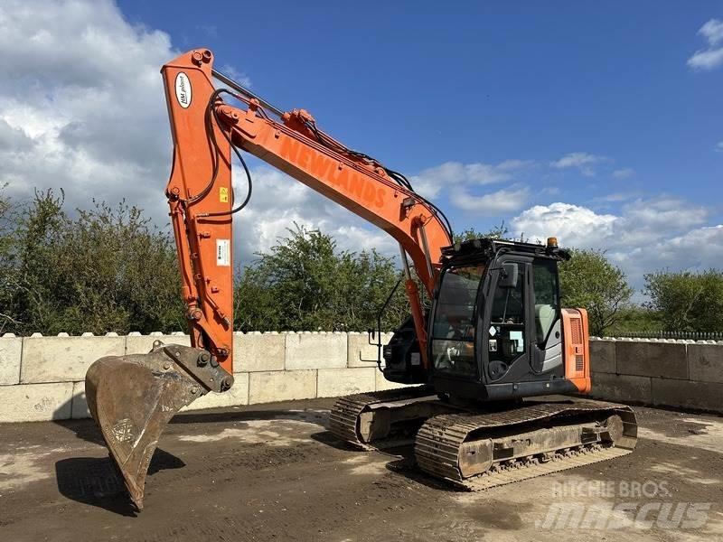 Hitachi ZX135 Raupenbagger