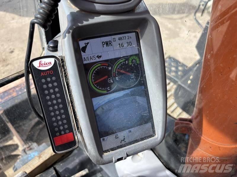 Hitachi ZX135 US-6 Raupenbagger