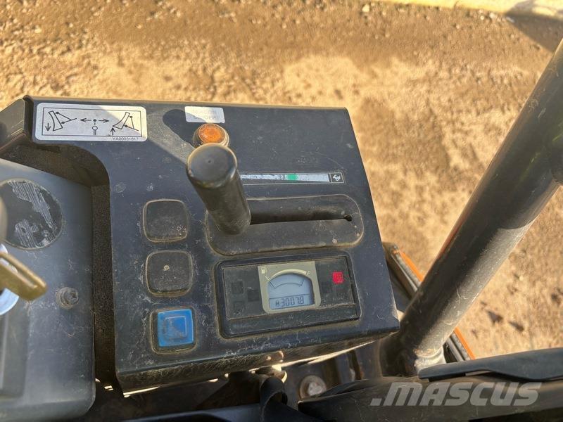 Hitachi ZX19 Raupenbagger