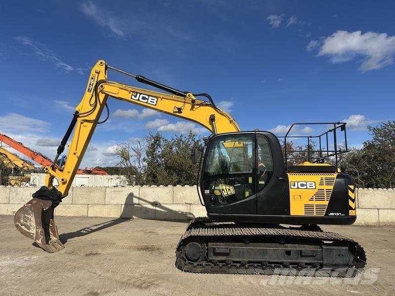 JCB JS131 LC Raupenbagger
