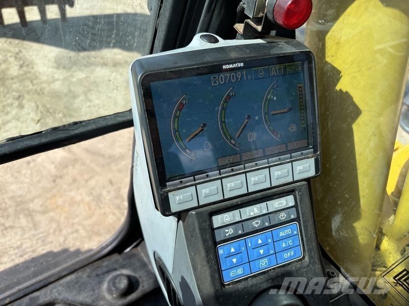 Komatsu PC210 LC-8 Raupenbagger