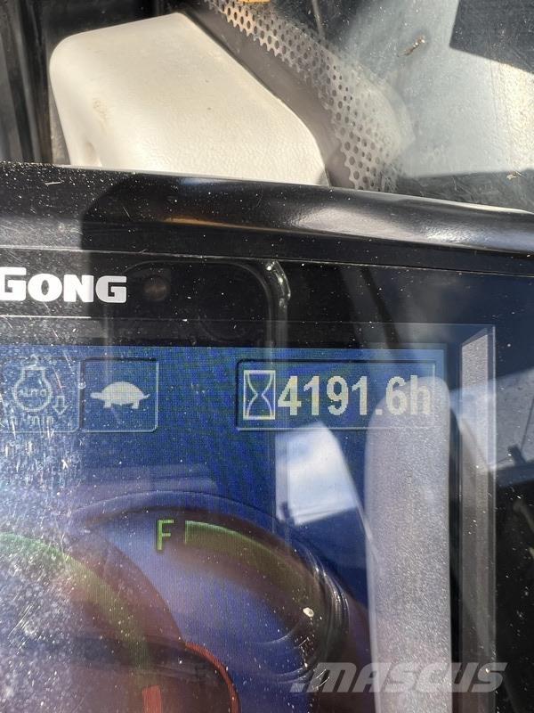 LiuGong CLG933 Raupenbagger