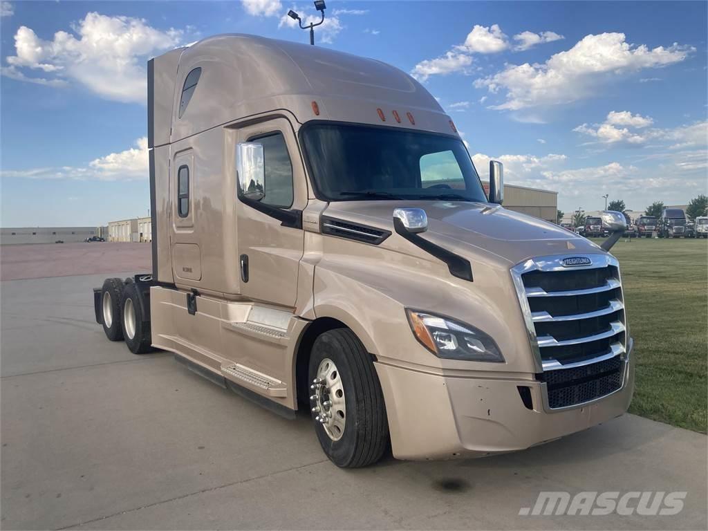 Freightliner  Sattelzugmaschinen