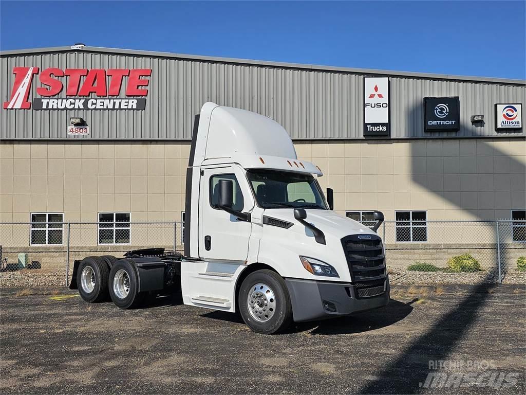 Freightliner PE116DC Sattelzugmaschinen