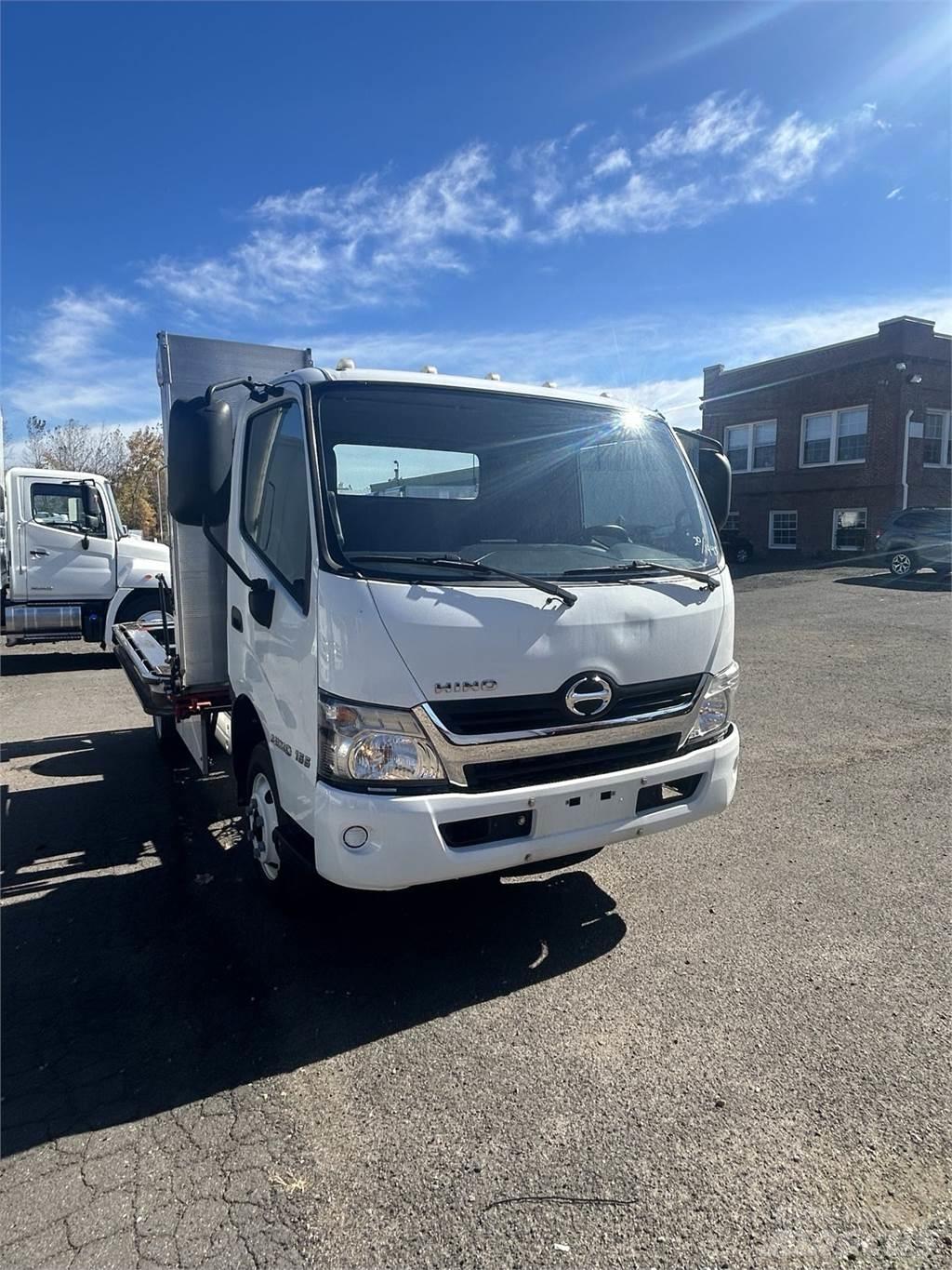 Hino 155 Andere Fahrzeuge