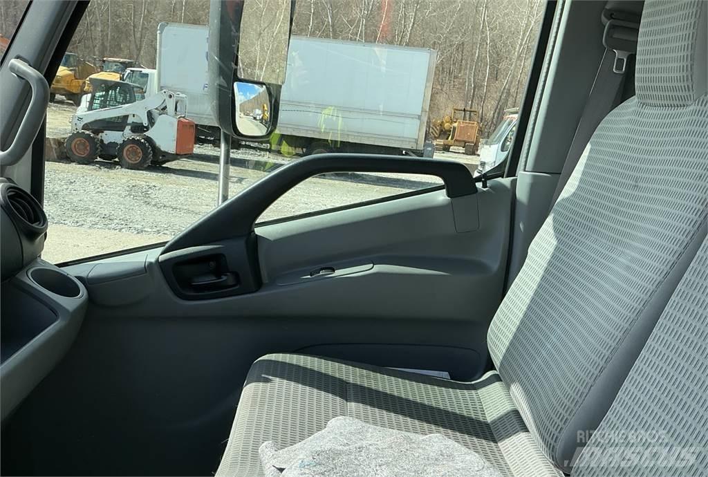 Hino 195 Kofferaufbau