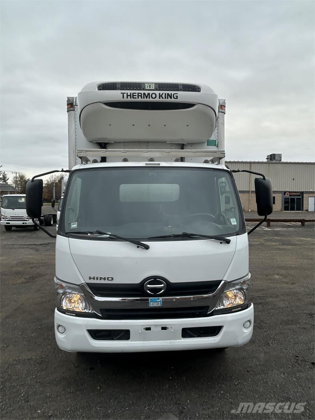 Hino 195 Kofferaufbau