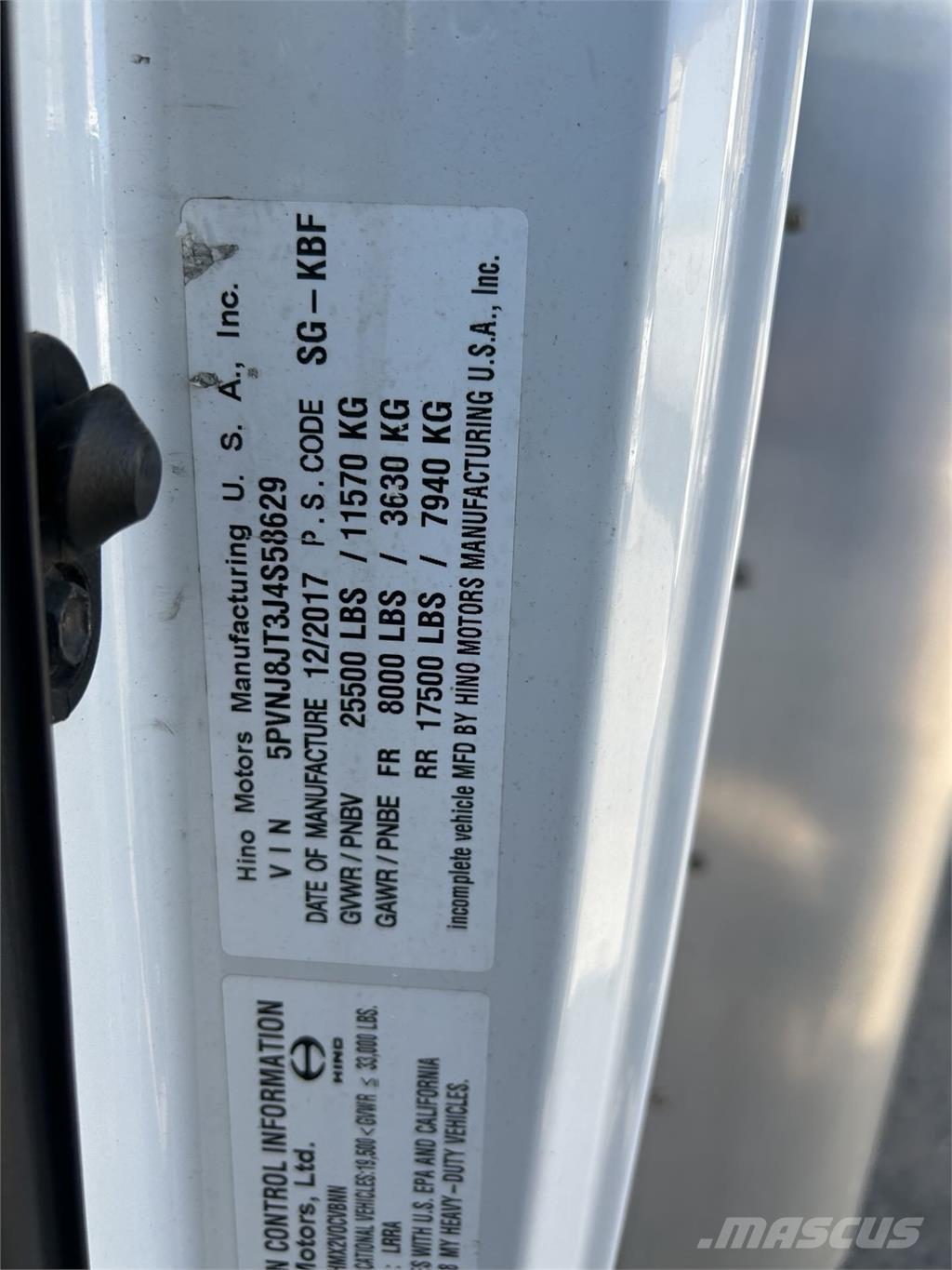 Hino 258ALP Kofferaufbau