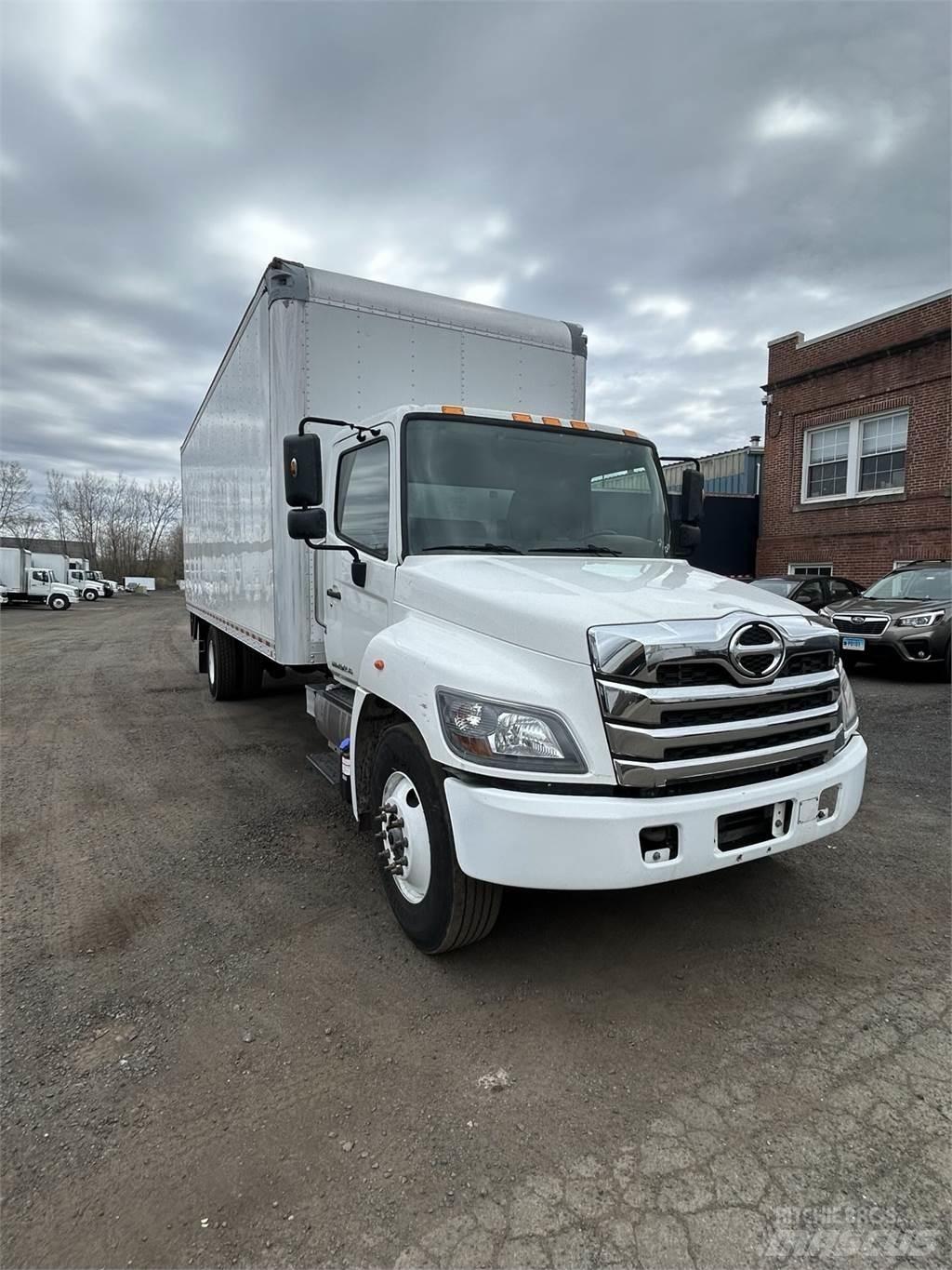 Hino L6 Kofferaufbau