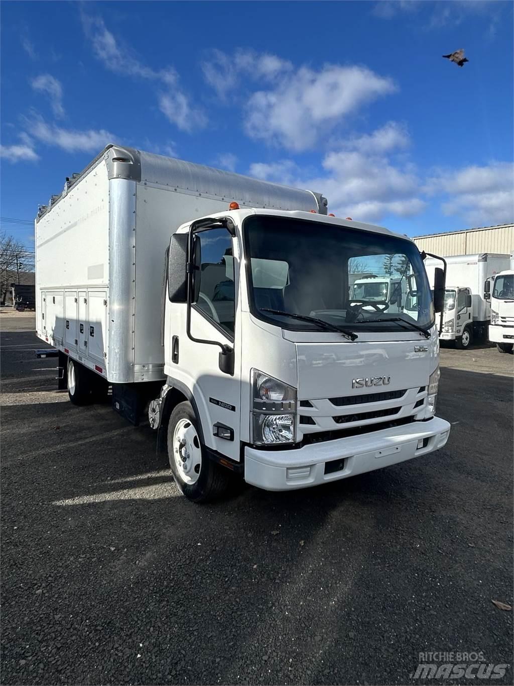 Isuzu NRR Andere Fahrzeuge